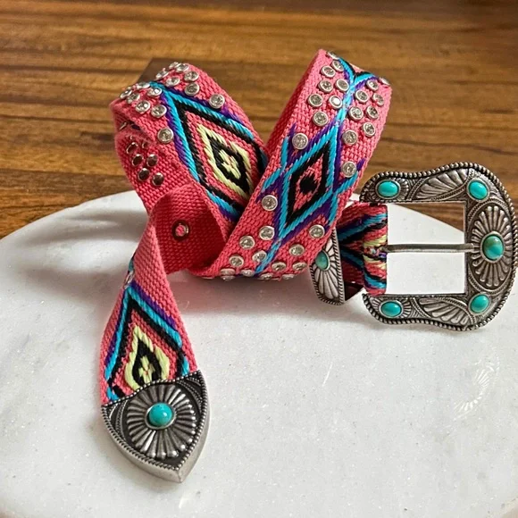 Montana West ~ Medium ~ Pink W/Multi-Colors Aztec ~ Rhinestones/Turquoise Belt - Picture 9 of 16